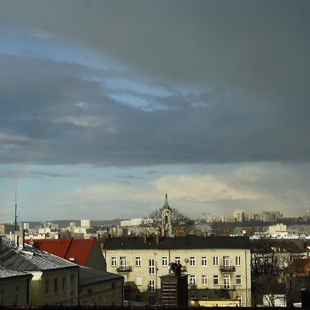Small Residence - Apartamenty Sienkiewicza Kielce Esterno foto