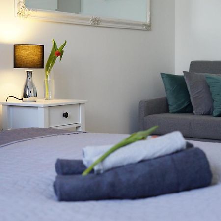 Small Residence - Apartamenty Sienkiewicza Kielce Esterno foto